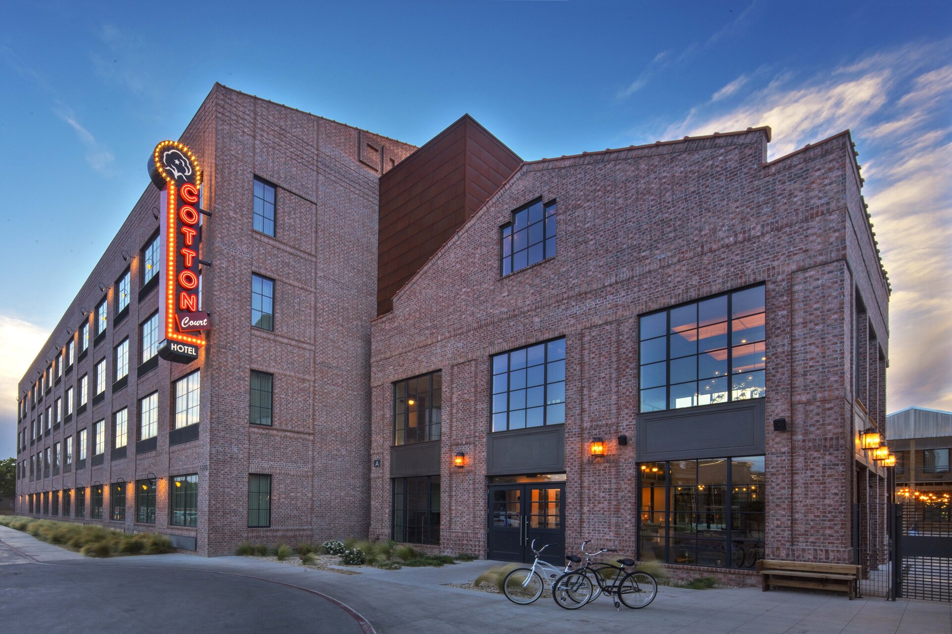 Downtown Lubbock Hotel Near Texas Tech Cotton Court Hotel Downtown Lubbock Hotel Near Texas Tech Cotton Court Hotel